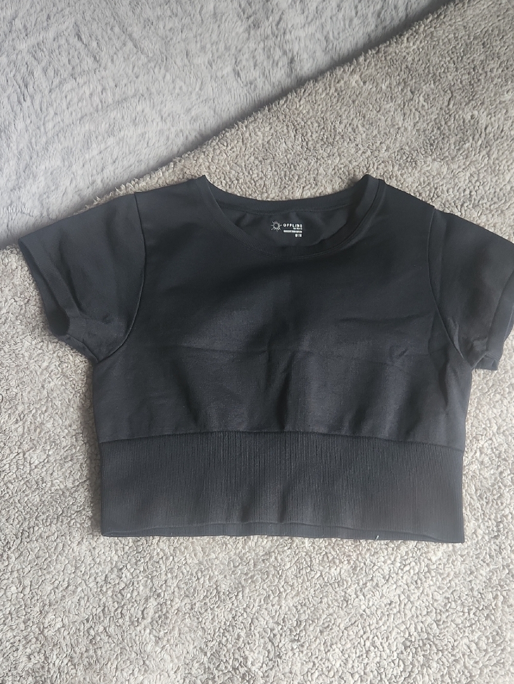 Offline By Aerie Crop Shirt Size Medium